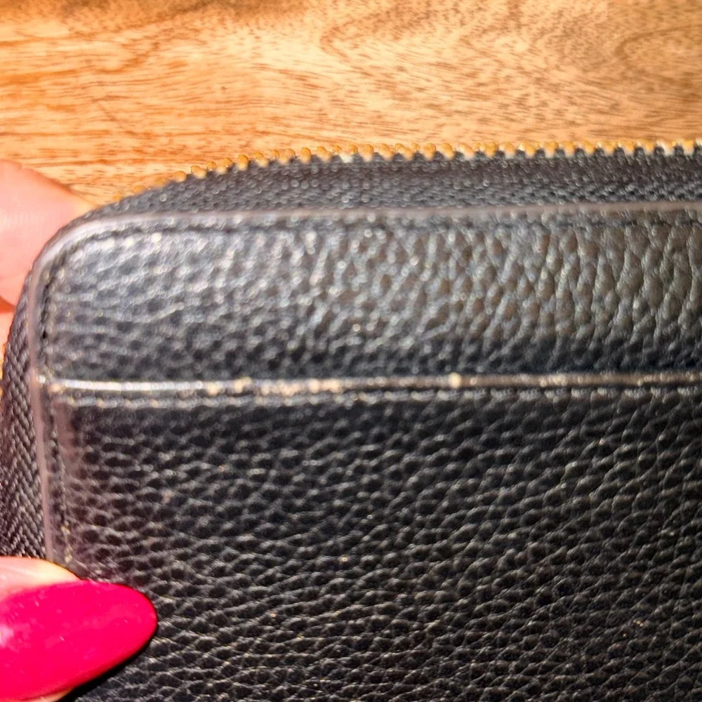 Lodis Audrey Black Pebbled Leather Zip‎ Around Wallet Organizer RFID Minimalist